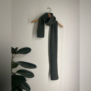 GREEN CASHMERE SCARF